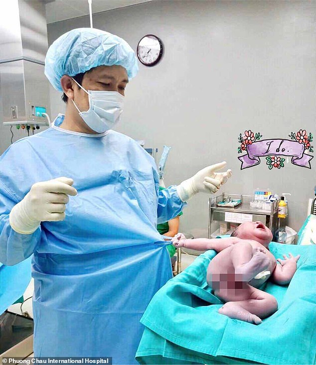 Drama As Newborn Baby Grabs Doctor's Shirt And Refuses To Let Go After
